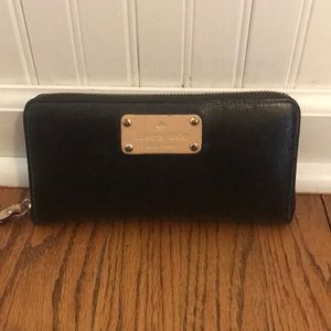 Black Kate Spade wallet